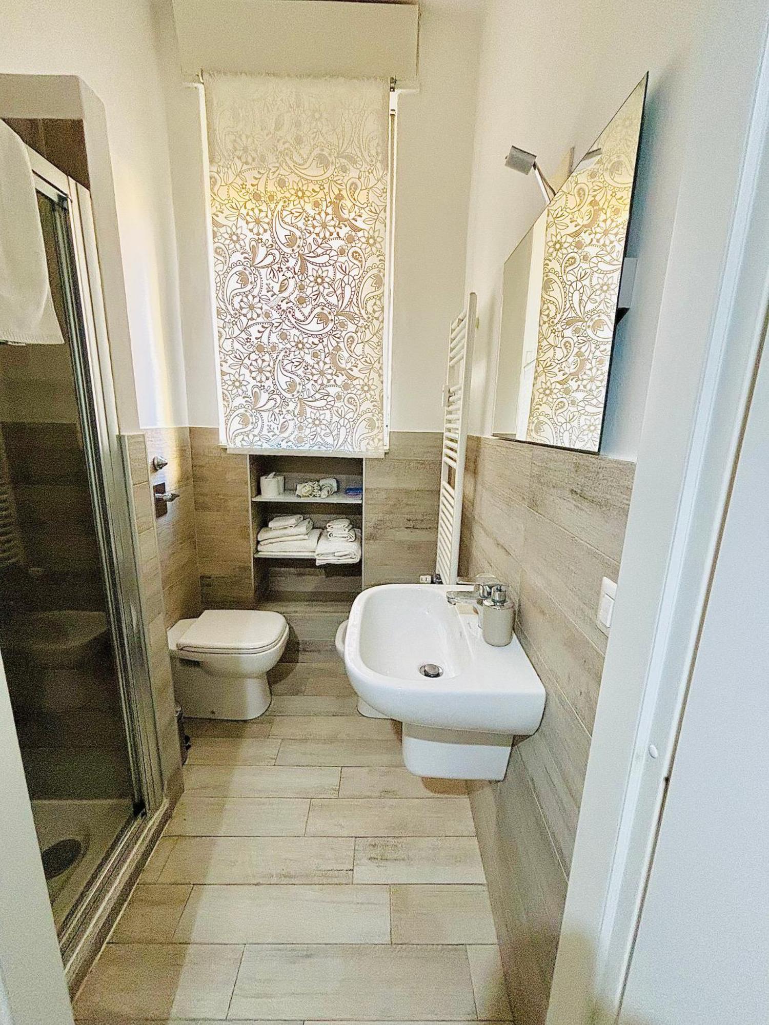 Joy House -Central City Near Metro Arco Della Pace Brera-Entire Apartment Perfect For Work & Play, Nightlife With Ac & Fast Wifi Welcome To The Cool Joy House! Milánó Kültér fotó