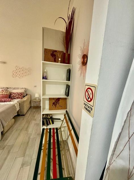 Joy House -Central City Near Metro Arco Della Pace Brera-Entire Apartment Perfect For Work & Play, Nightlife With Ac & Fast Wifi Welcome To The Cool Joy House! Milánó Kültér fotó