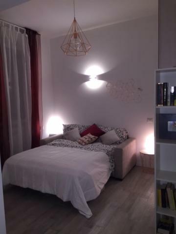 Joy House -Central City Near Metro Arco Della Pace Brera-Entire Apartment Perfect For Work & Play, Nightlife With Ac & Fast Wifi Welcome To The Cool Joy House! Milánó Kültér fotó